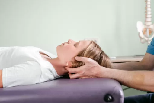 Ostéopathie pour migraines à Bourg-En-Bresse, Bourg-en-Bresse, Rémi Dufour et Marie Brunel
